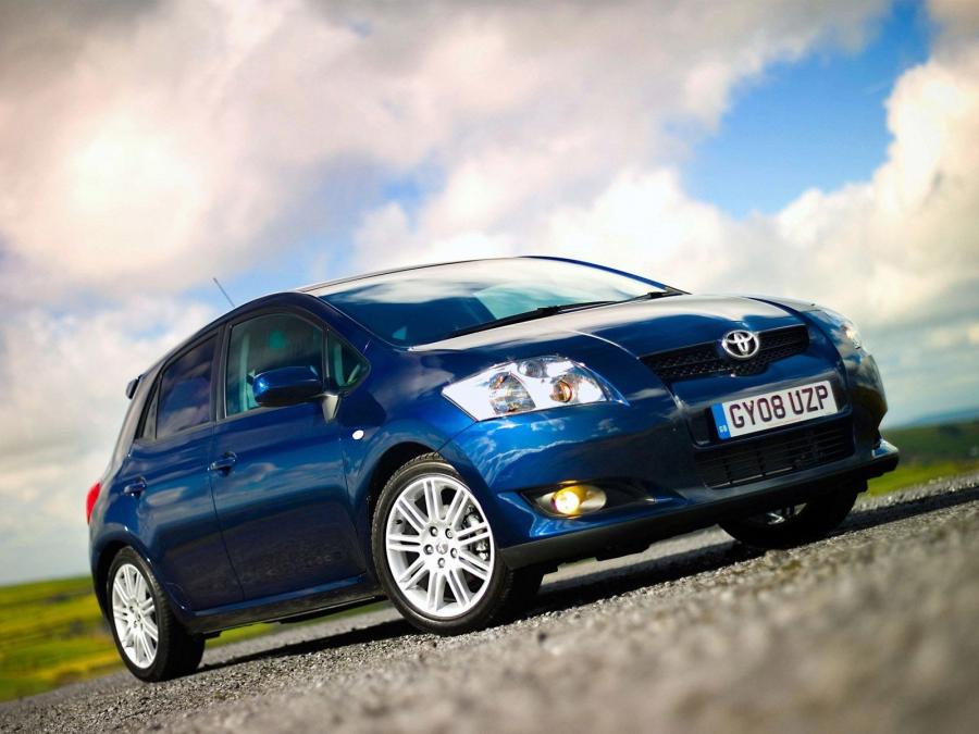  Toyota Auris SR 5-Door 2008 года  (UK) (фото 4 из 9)